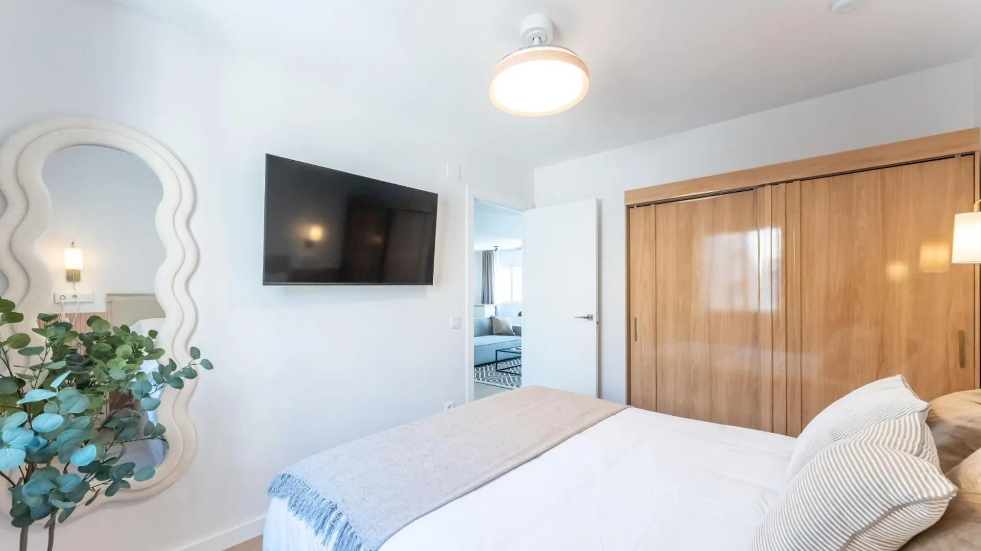 Apartamento Olympo Beach Estepona Lägenhet